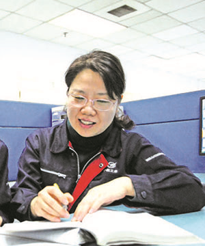 自主创新的航门女将——记开云游戏_开云（中国）导弹院总体所首席专家章惠君